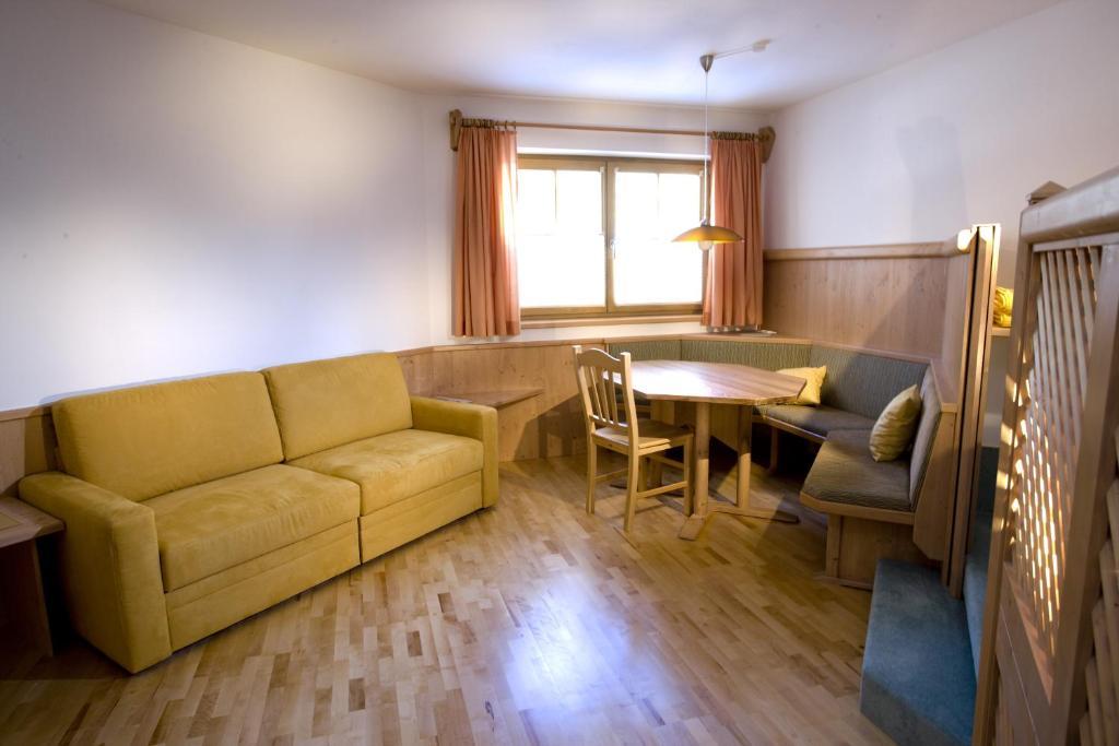 Birnbaumer Apartment